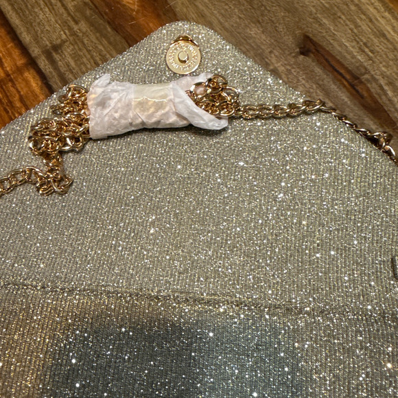 Envelope Purse Sparkling Metallic Cloth Color Reflecting 9.5 by 7 in. NWT - Picture 7 of 16